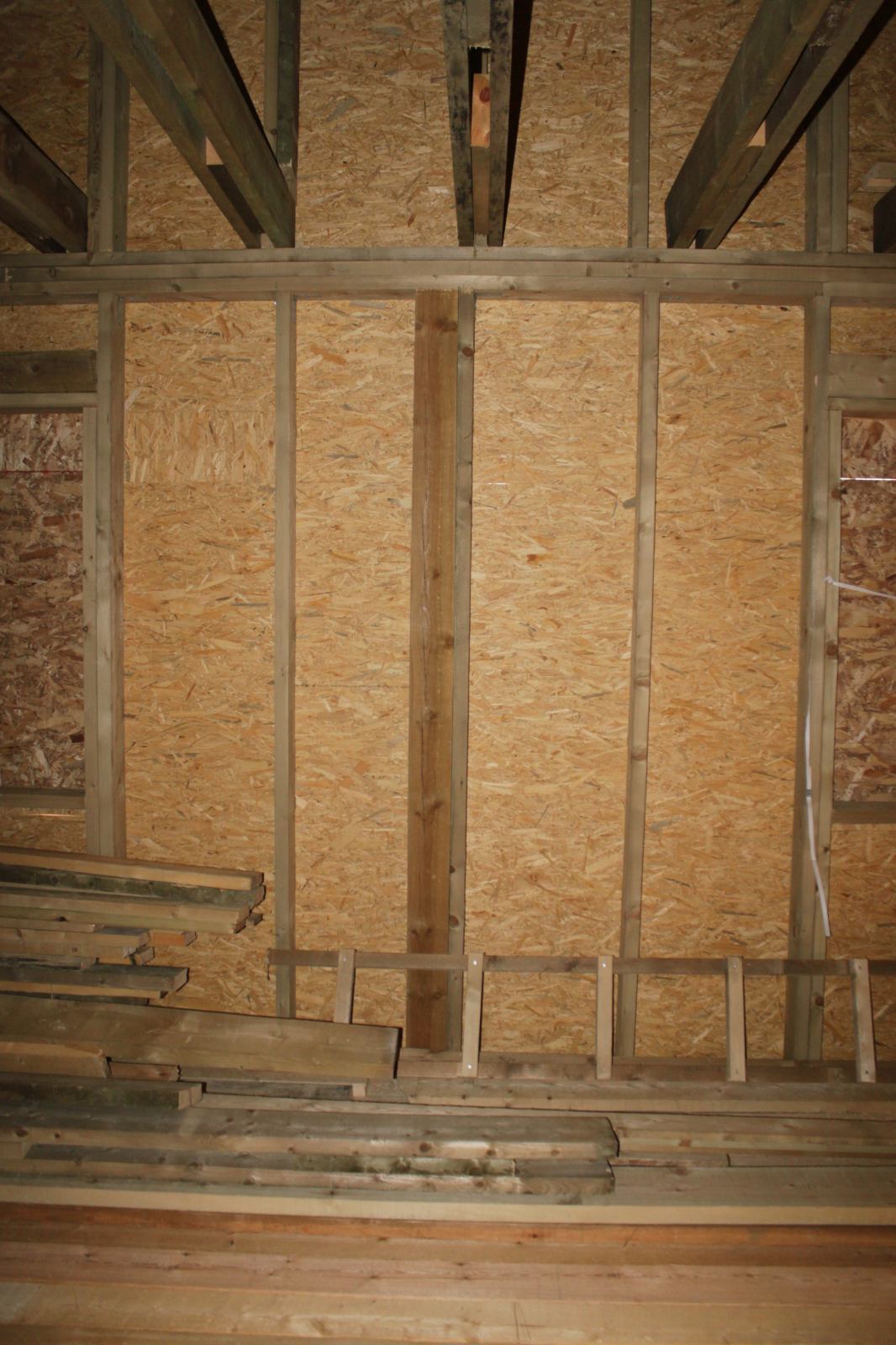 * Image 32